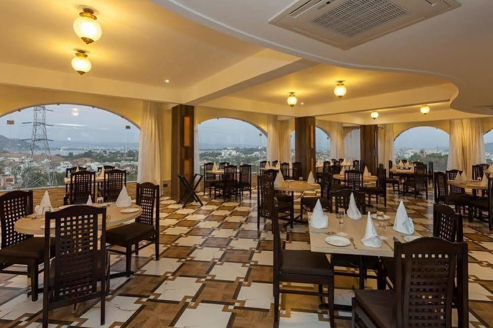 Mewargarh Udaipur By Red Lion S Hotel Luaran gambar
