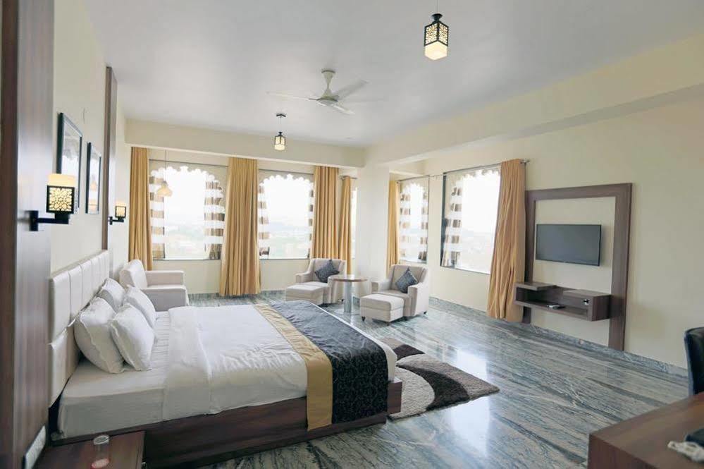 Mewargarh Udaipur By Red Lion S Hotel Luaran gambar