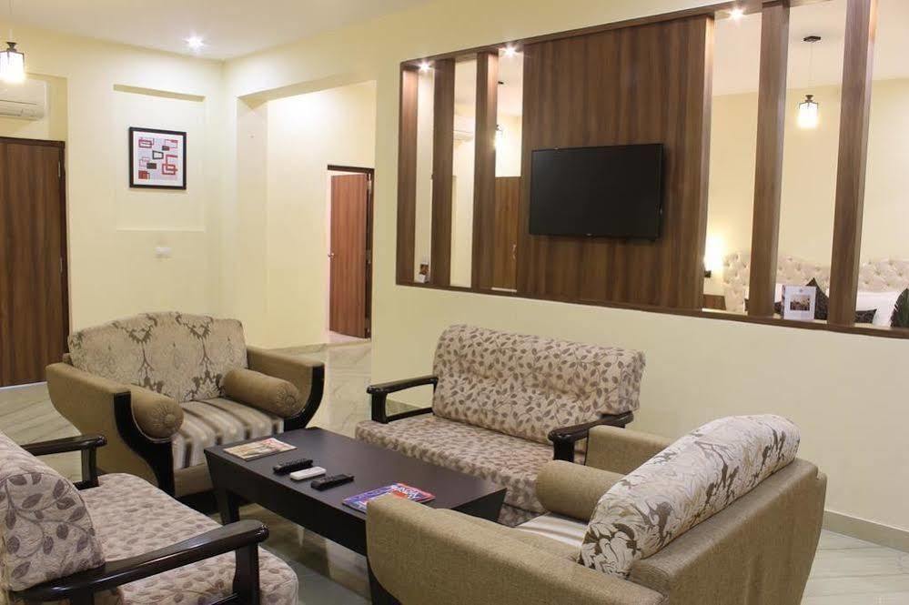 Mewargarh Udaipur By Red Lion S Hotel Luaran gambar